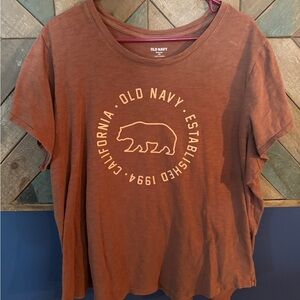 Old Navy Brown Logo Crewneck Tee with Cream Print